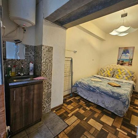 Cozy Studio In Yerevan'S Center Εξωτερικό φωτογραφία