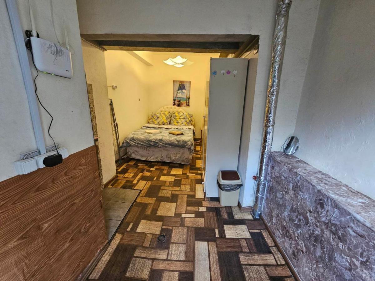 Cozy Studio In Yerevan'S Center Εξωτερικό φωτογραφία